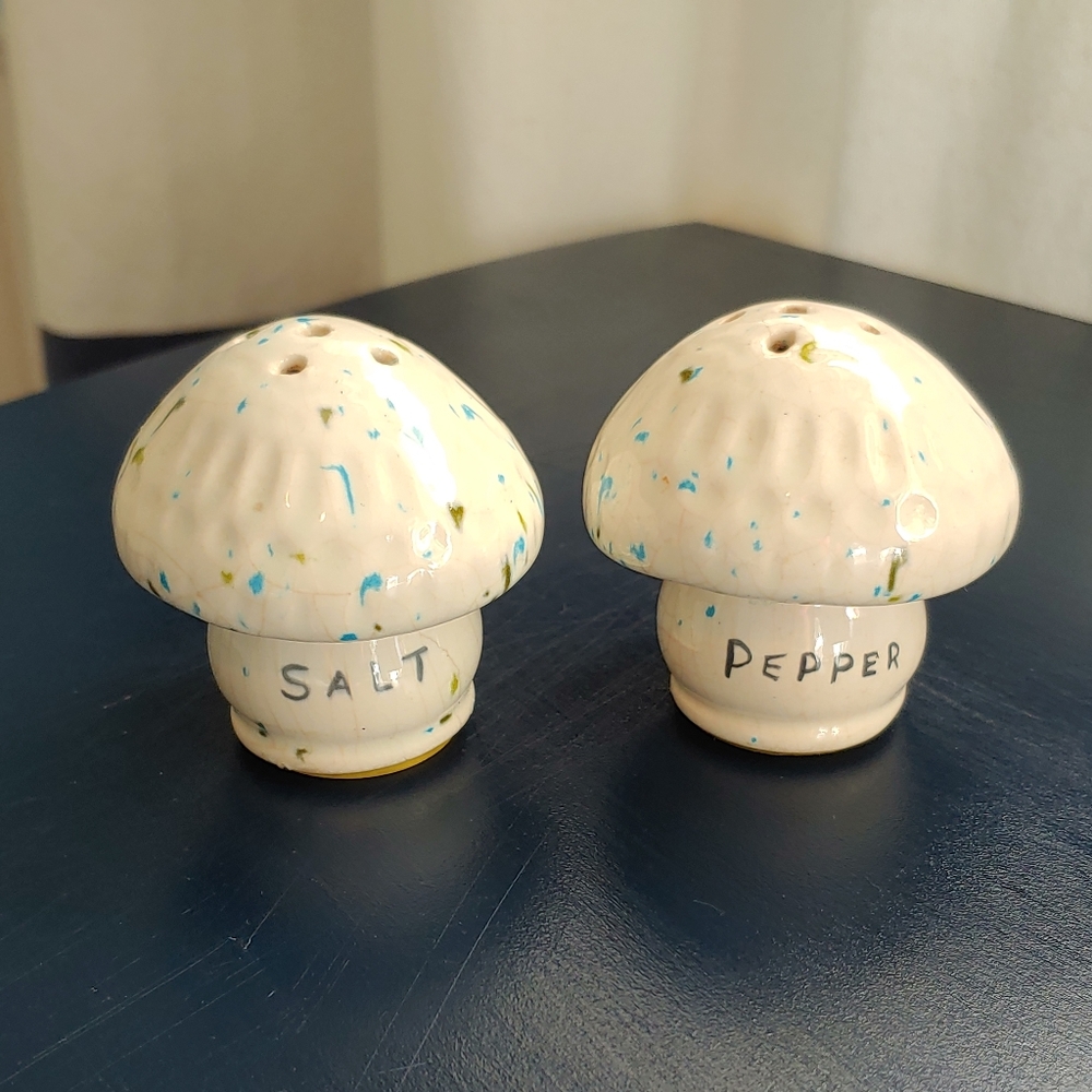 Vintage ceramic Salt and Pepper shakers